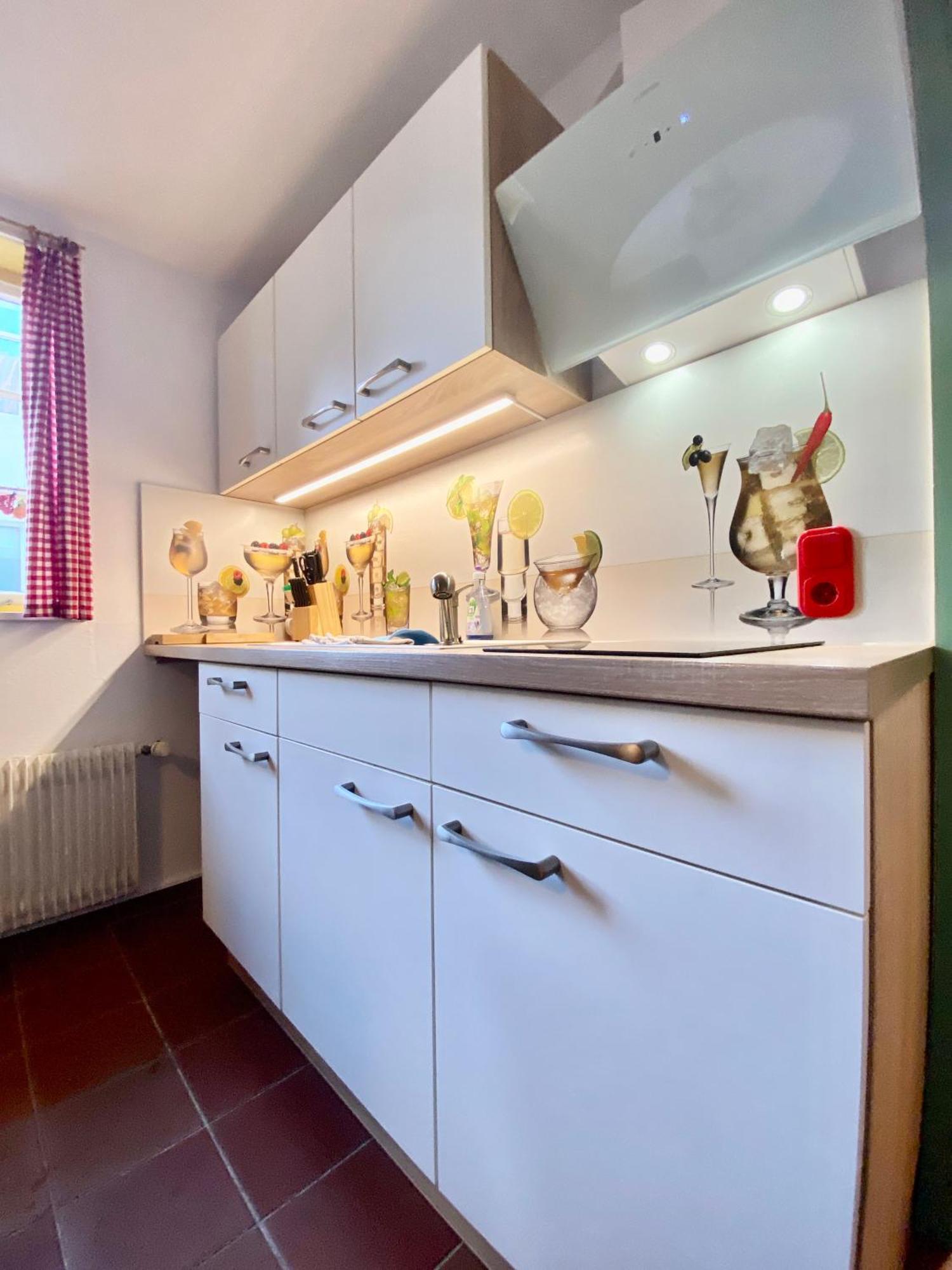 Ferienhaus "Sofia" Anno 1650, Neu - Top Lage - Tempur Beds - Wifi - Parking - Im Herzen Von Detmold-Altstadt, Historische Stadtmauer, Old Lane Детмолд Екстериор снимка