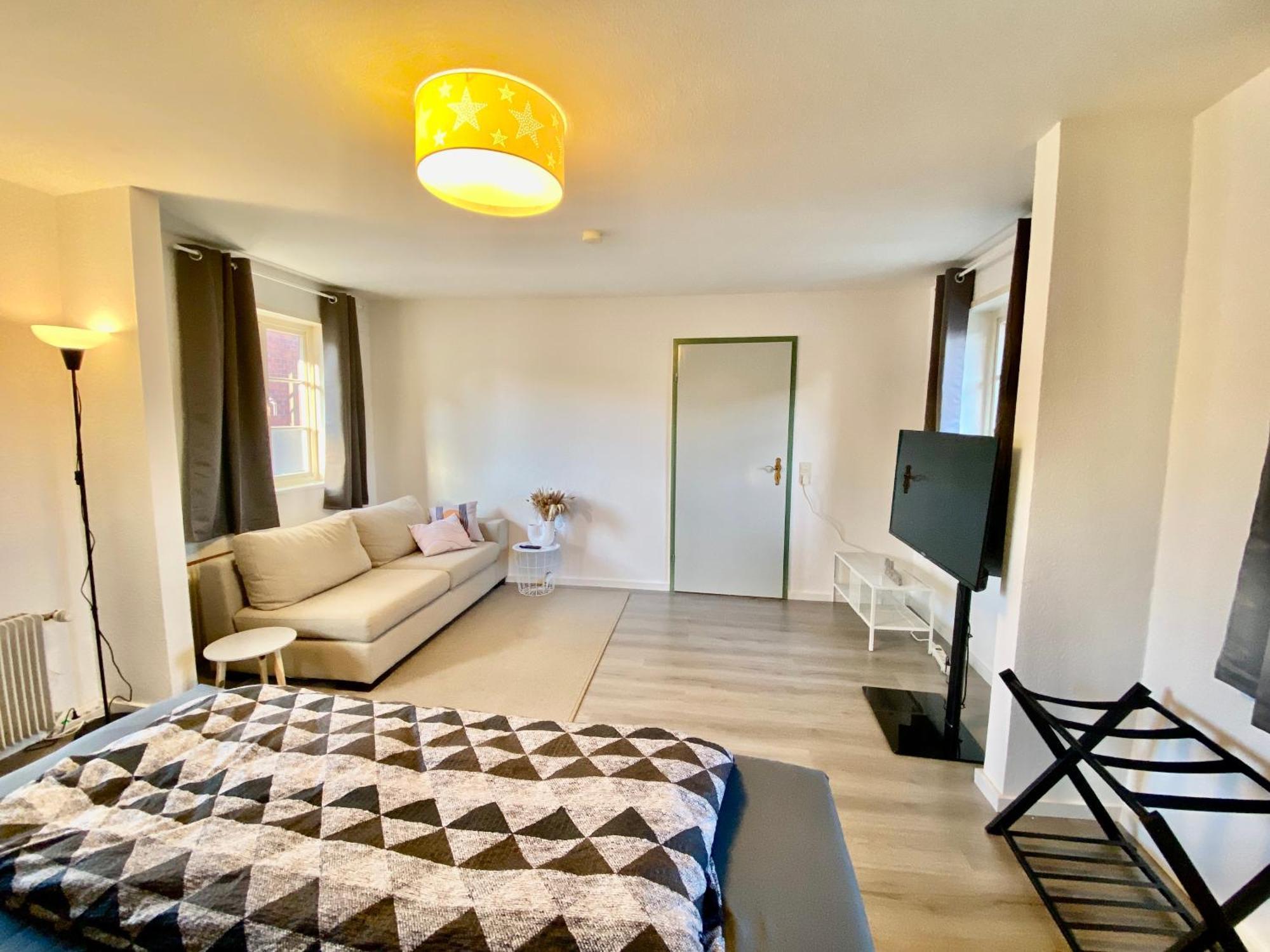 Ferienhaus "Sofia" Anno 1650, Neu - Top Lage - Tempur Beds - Wifi - Parking - Im Herzen Von Detmold-Altstadt, Historische Stadtmauer, Old Lane Детмолд Екстериор снимка